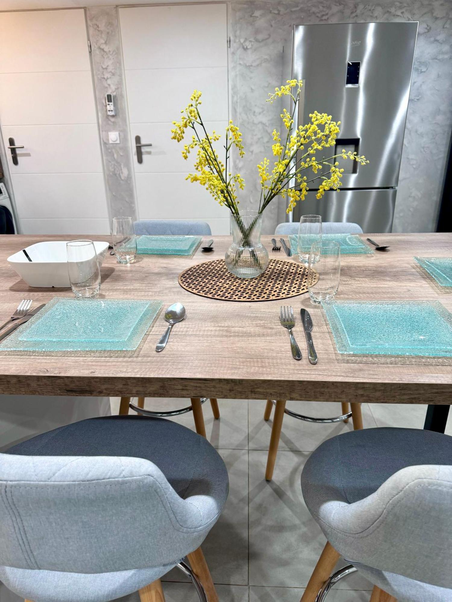 Appartement Moderne Champsevraine Экстерьер фото